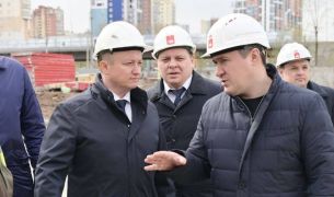 Губернатор Дмитрий Махонин пообещал сохранить стелу в честь 250-летия Перми
