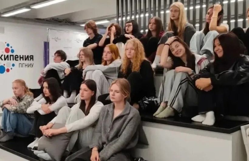 В пермской школе открыли первый класс муниципальной службы