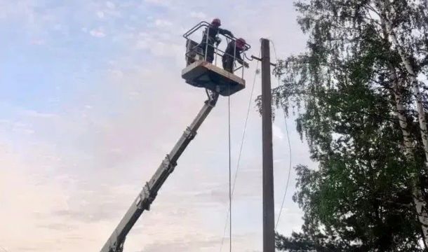 В Прикамье восстановление электроснабжения после непогоды достигло 75% обесточенных потребителей