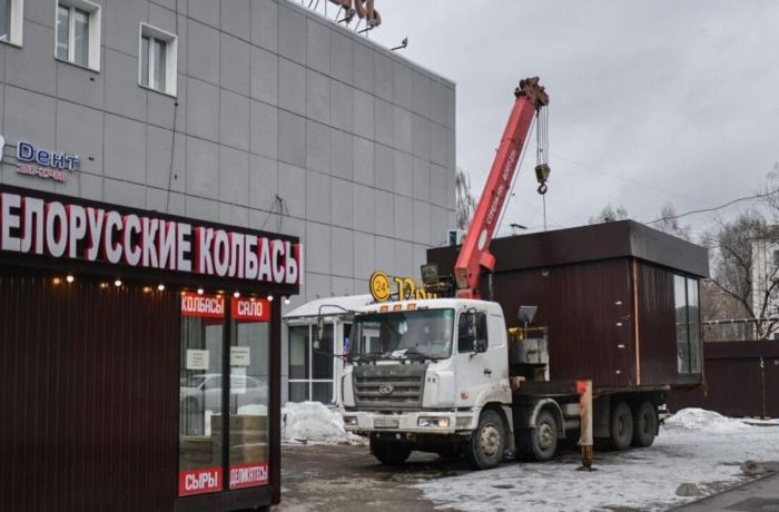 С улиц в историю: Пермь расчищает улицы от незаконных киосков