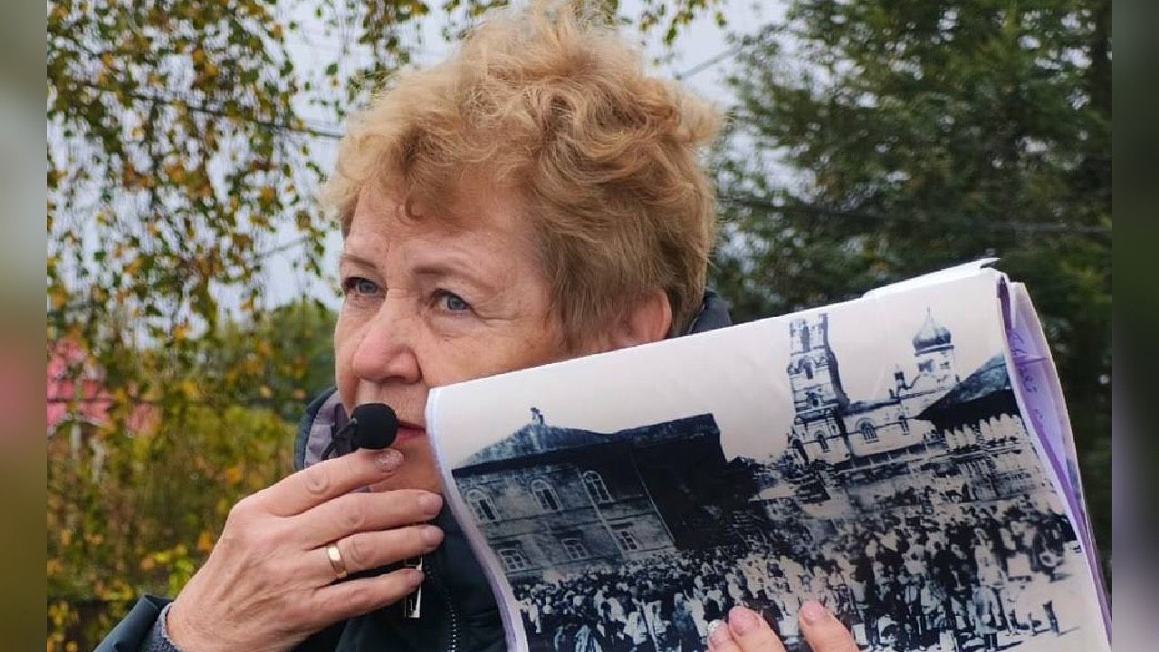 ​Сохраняя историческое наследие: учитель из Чернушинского округа сделала местную школу значимым культурно-просветительским центром