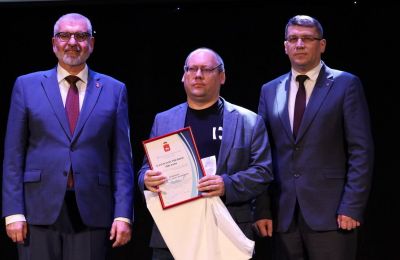 ​Главреда по спецпроектам «Магмы» наградили за обеспечение открытости и прозрачности выборов в Прикамье