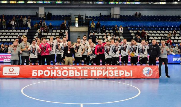 Спортобзор: пермские гандболисты спустя три года вернулись на пьедестал