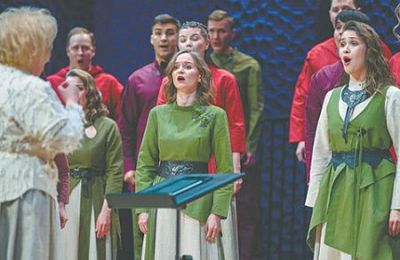 Хор «Млада» дебютировал в Сириусе