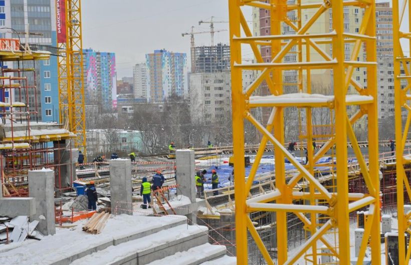 На многофункциональной арене в районе ДКЖ Перми устанавливают трибуны