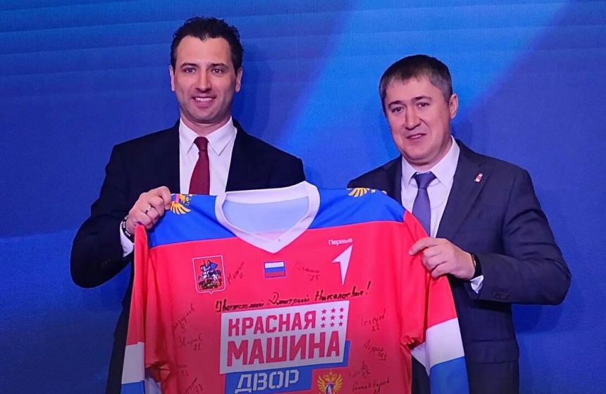 ​Прикамье договорилось о развитии дворового хоккея и сотрудничестве с крупным строительным холдингом