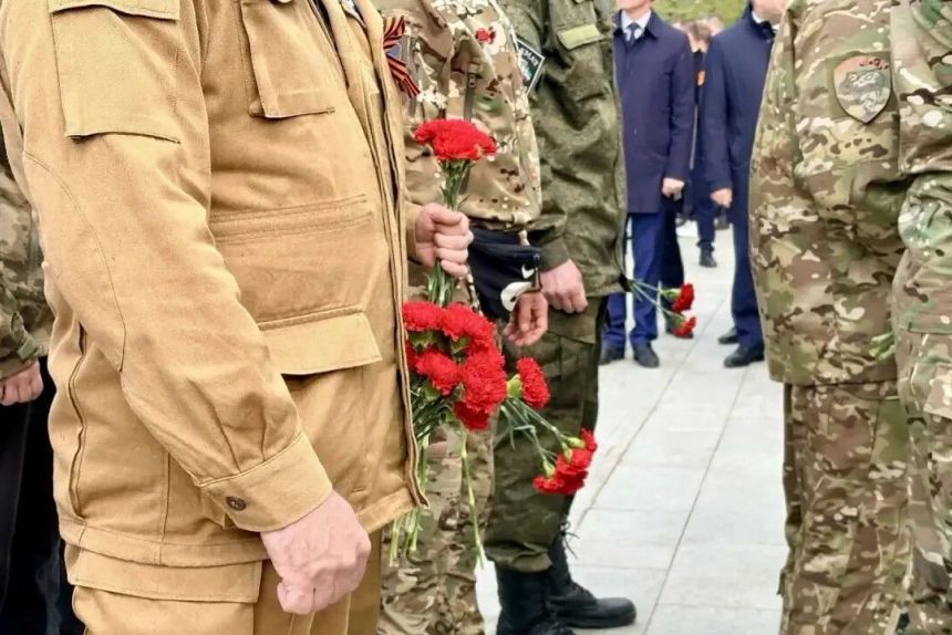 В Перми состоялось возложение цветов в честь 9 Мая