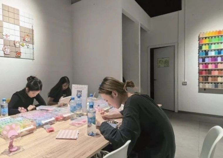 Студент из Китая открыл первую в Перми мастерскую «Гоку Пиксель»