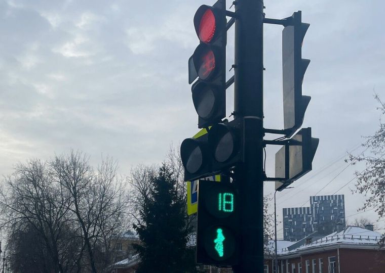 ​В Перми появились светофоры, которые сами «видят» пешеходов и автоматически включают зеленый свет