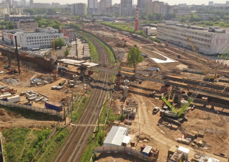 На шоссе Космонавтов в Перми продолжается строительство нового путепровода
