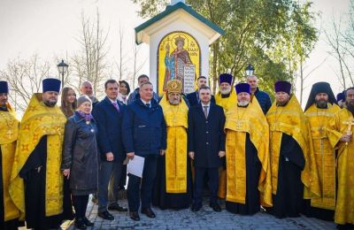 В Кировском районе Перми торжественно открыли киот в память о погибших участниках СВО