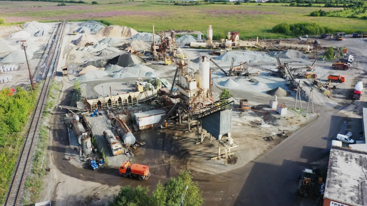В Прикамье запускают 13 асфальтовых заводов к новому дорожному сезону