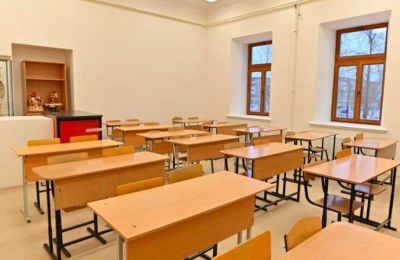 В Александровске приостановили занятия во всех школах после инцидента с ранением школьника